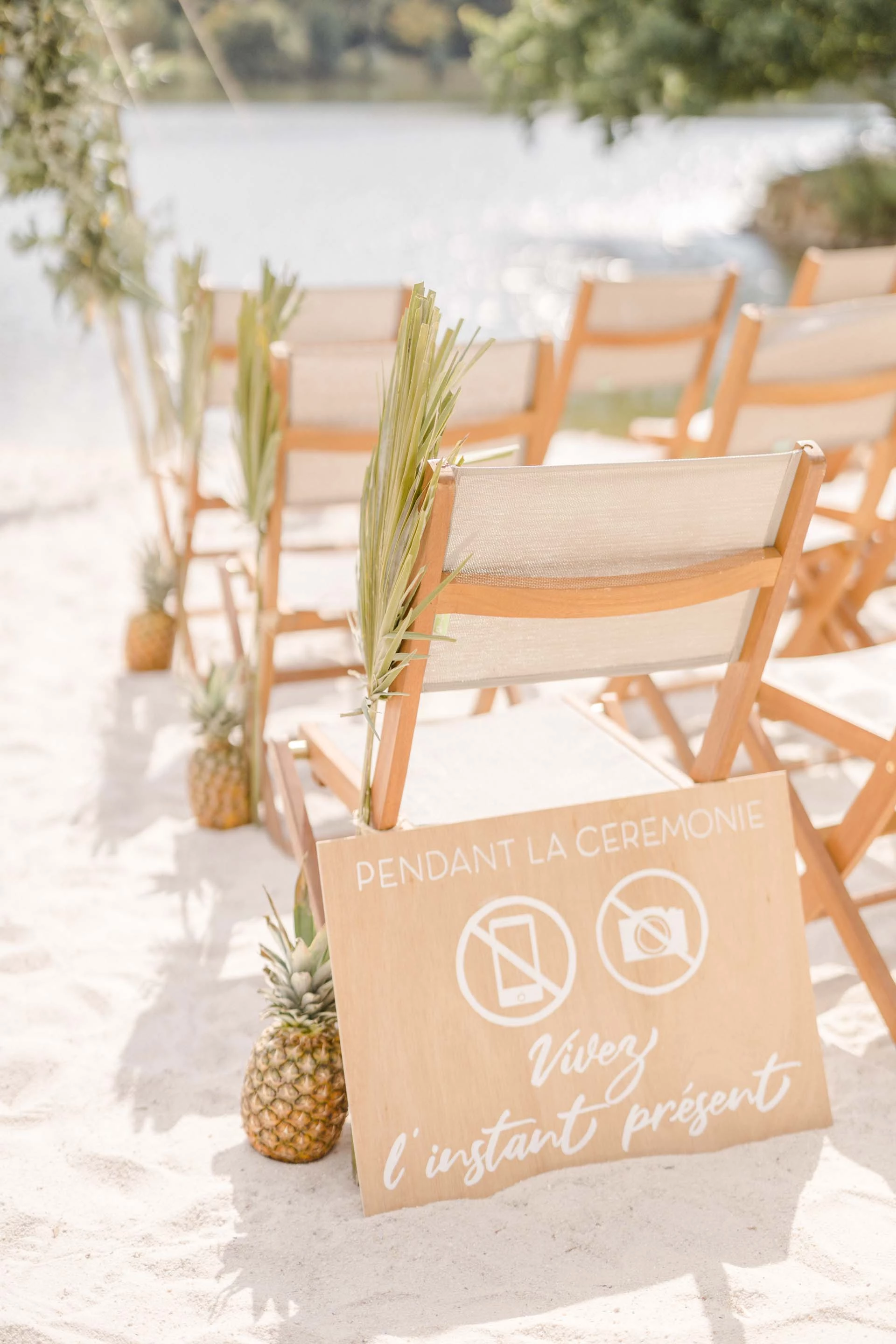 gris cérémonie laïque